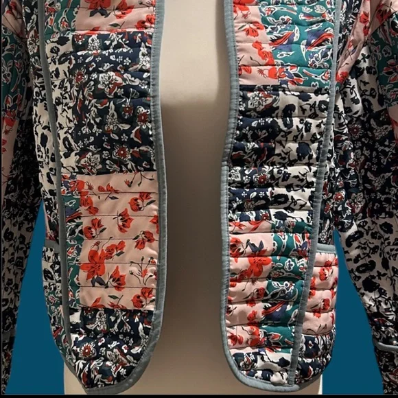 Warm Trendy Quilted Jacket Open Front Multi-Color All-Over Floral Print Small - Picture 16 of 16
